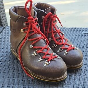 Vintage Raichle Brown Leather Hiking Boots Womens 8